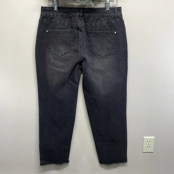 NWOT Cato C Est. 1946 Hi Rise Denim Jeans Black Raw Hem 12 - Picture 4 of 16